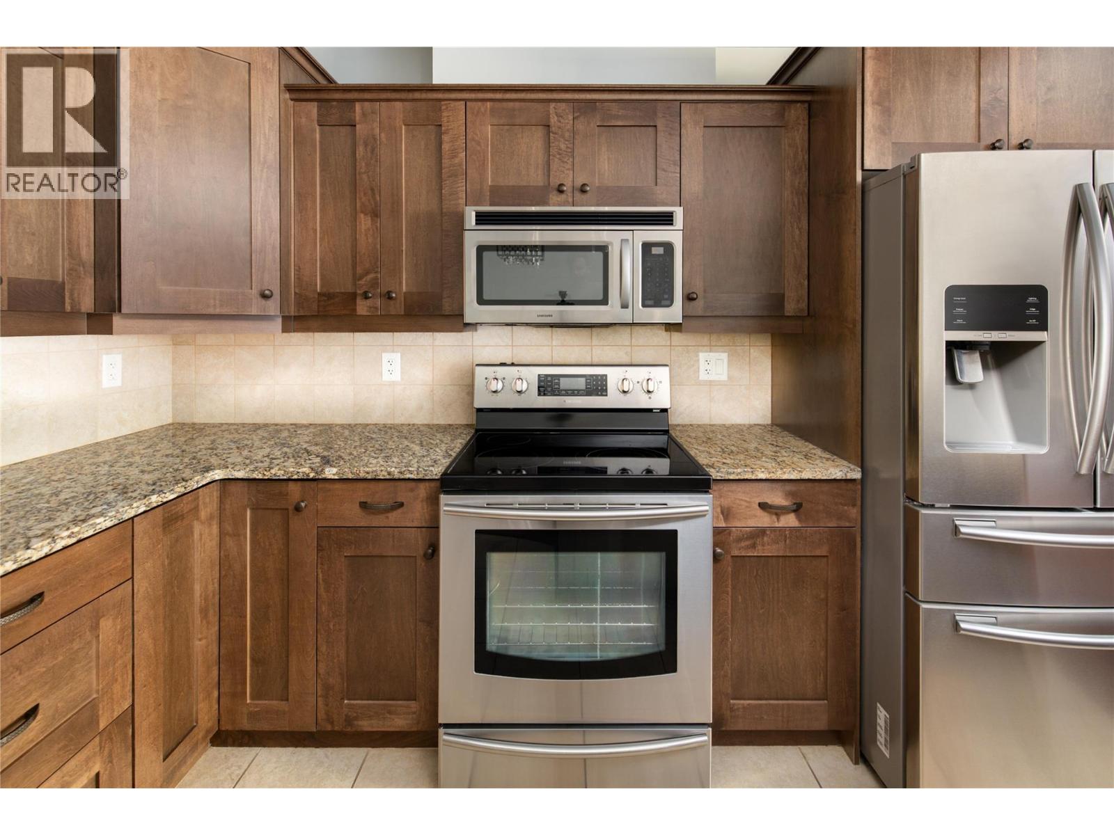 2470 Tuscany Drive Unit# 405, Shannon Lake, British Columbia  V4T 3G8 - Photo 8 - 10404231