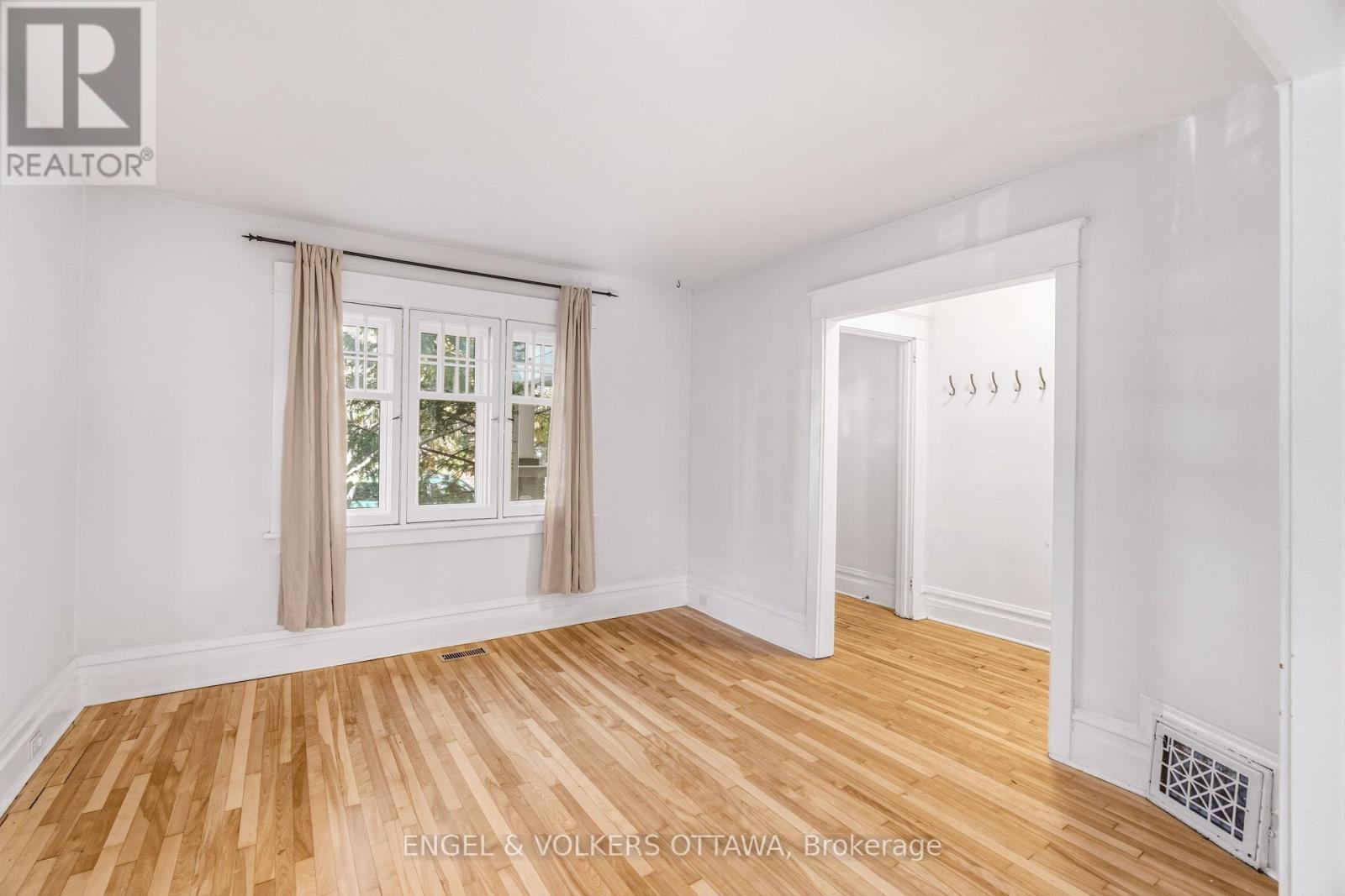 12 Clarey Avenue, Ottawa, Ontario  K1S 2R7 - Photo 5 - X14117740