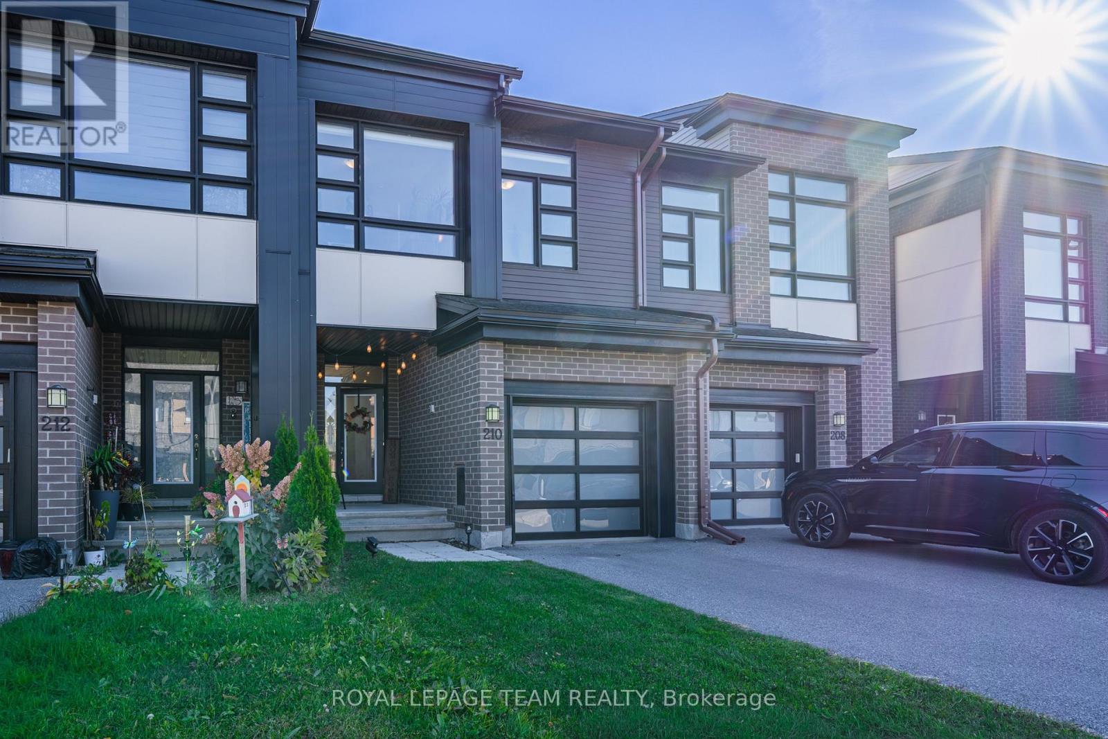 210 Big Dipper Street, Ottawa, Ontario  K4M 0K5 - Photo 2 - X14117816