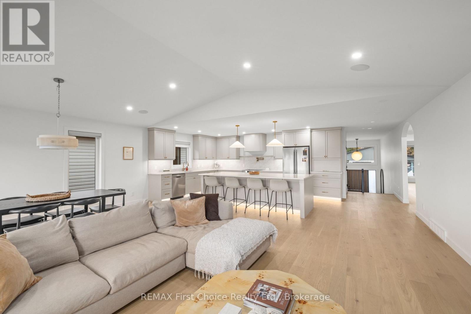 186 Bruin Crescent, Thunder Bay, Ontario  P7C 0C4 - Photo 5 - X14117778