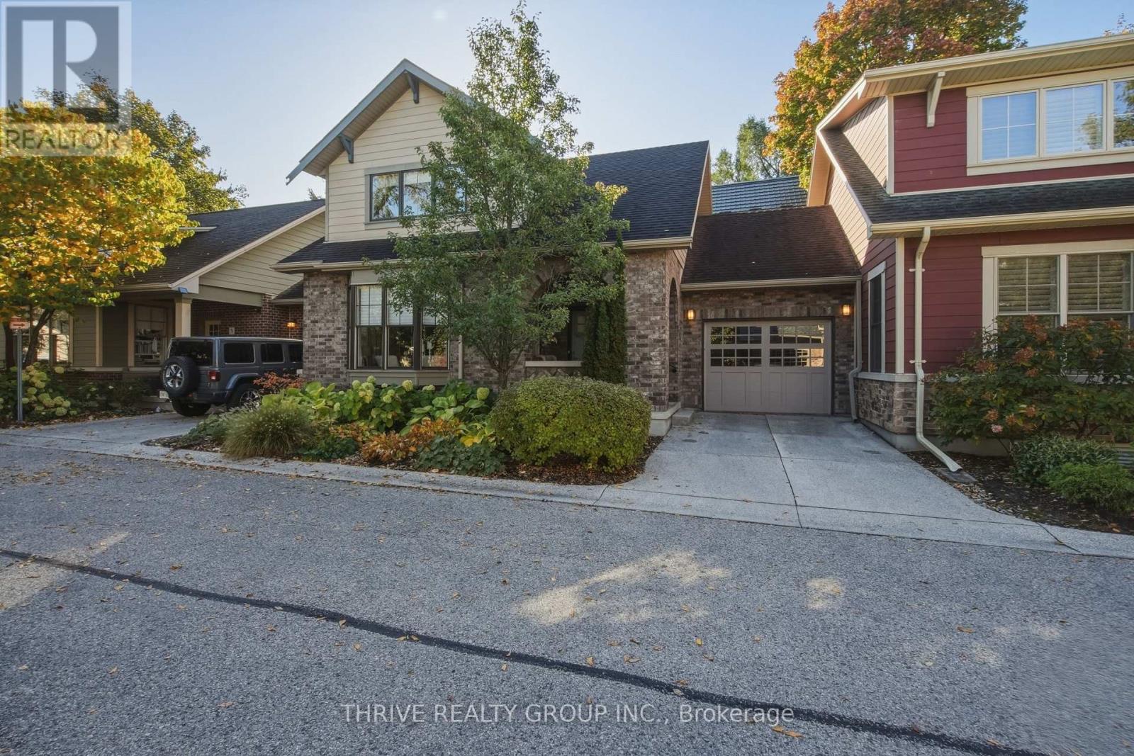 6 - 352 Ridout Street S, London South, Ontario  N6C 3Z5 - Photo 1 - X14111592
