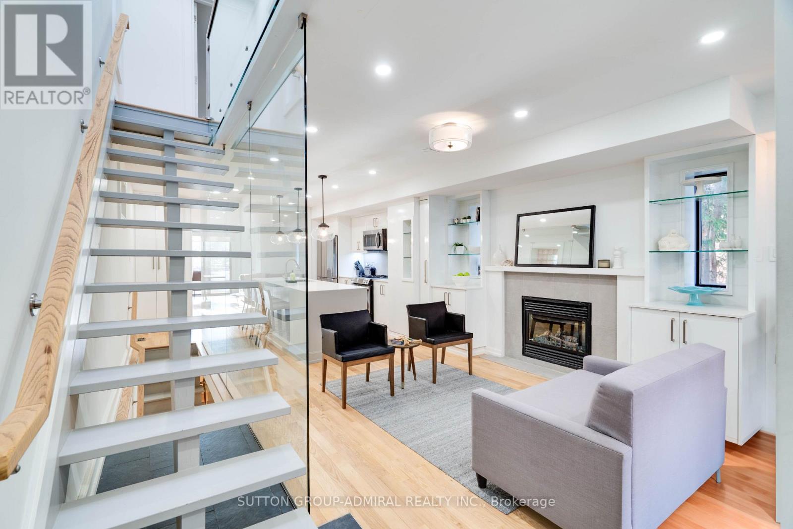 127 Orchard View Boulevard, Toronto, Ontario M4R 1C1 - Photo 3 - C14117732