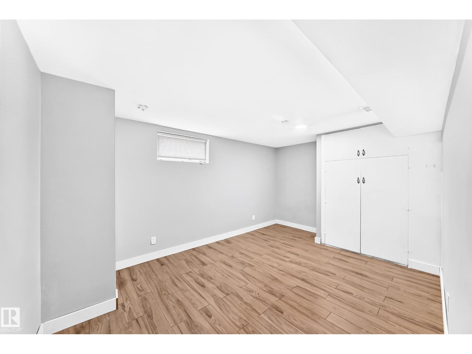 16006 87 AV NW