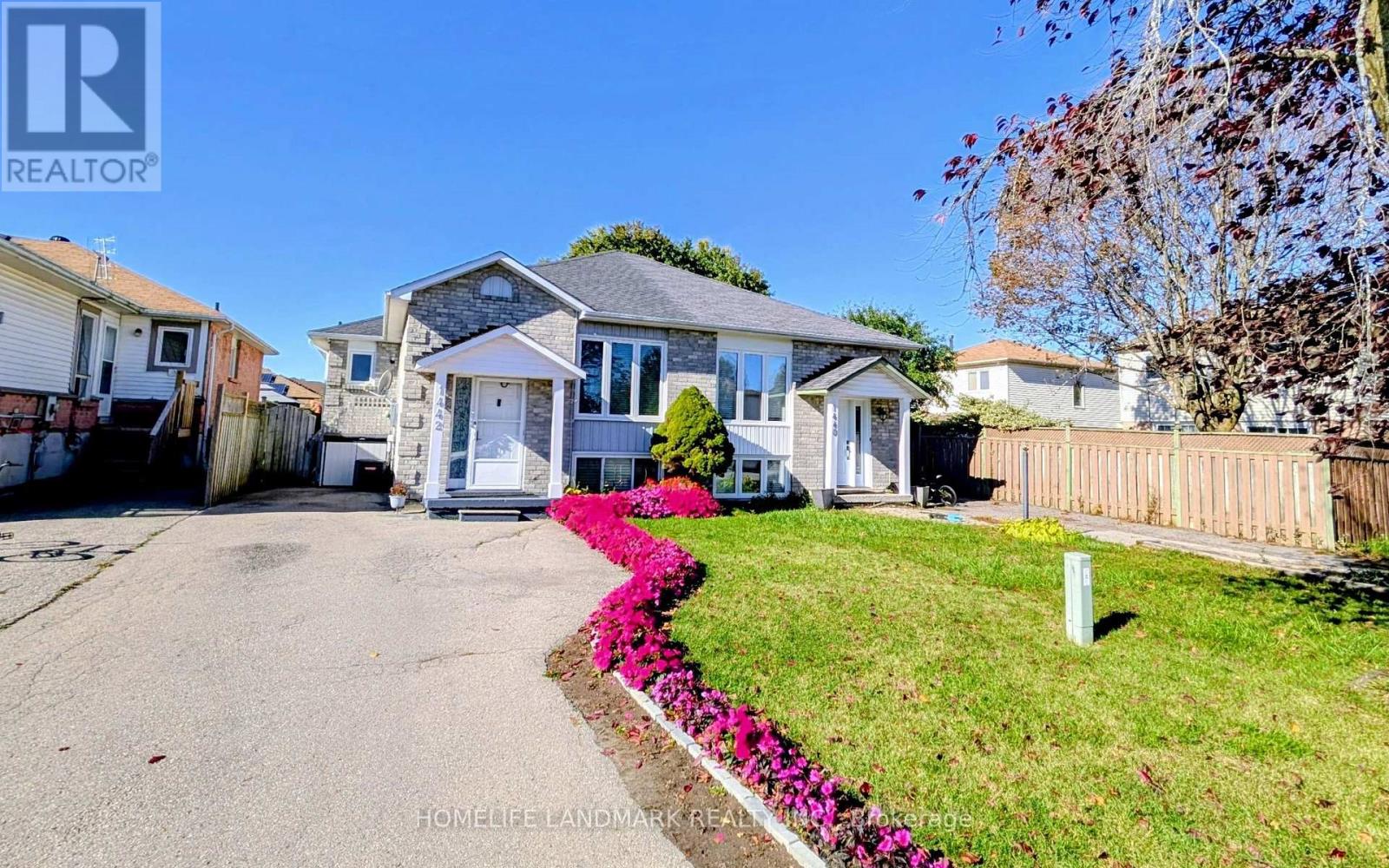 1442 Connery Crescent, Oshawa, Ontario  L1J 8E7 - Photo 1 - E14117792