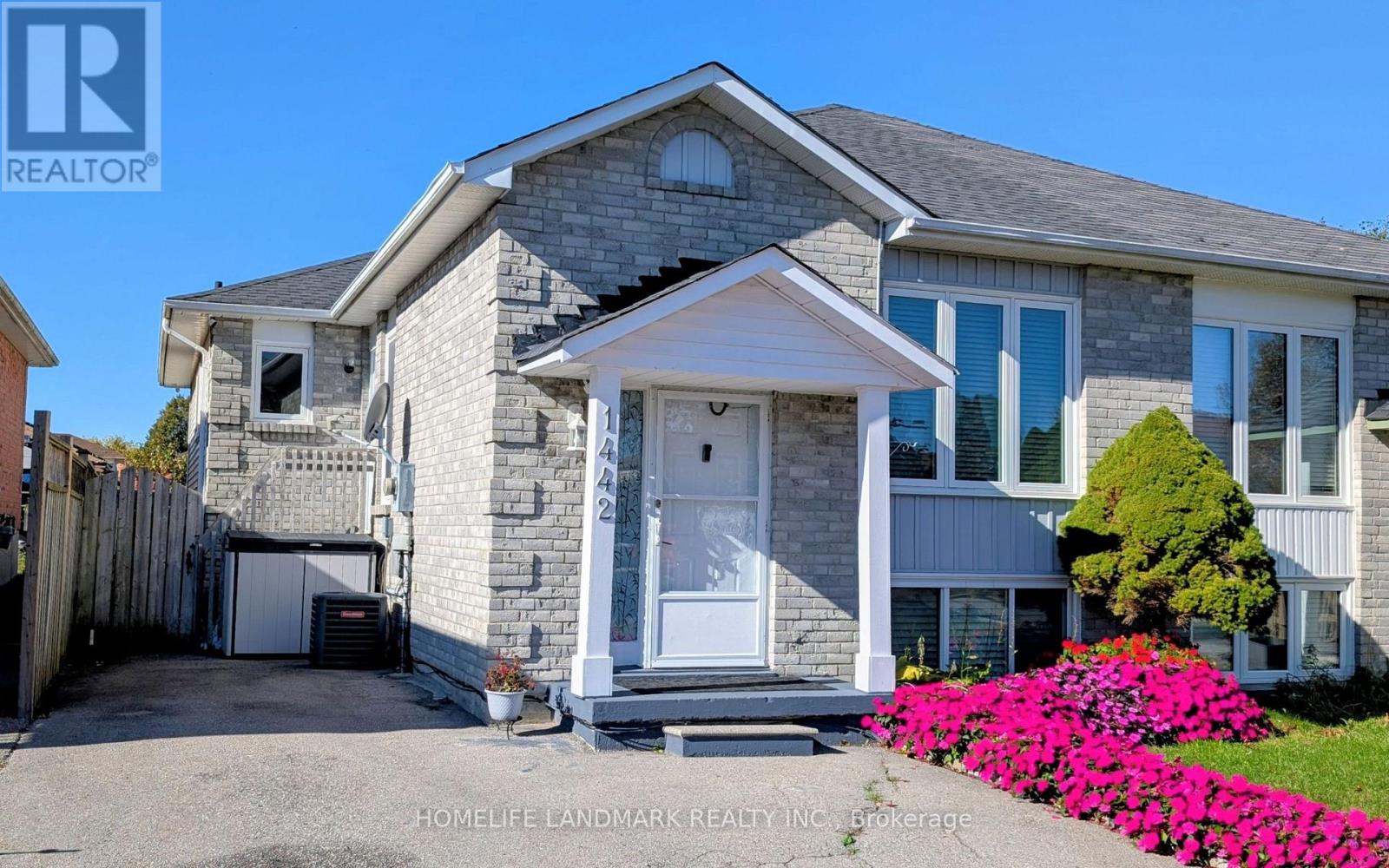 1442 Connery Crescent, Oshawa, Ontario  L1J 8E7 - Photo 2 - E14117792
