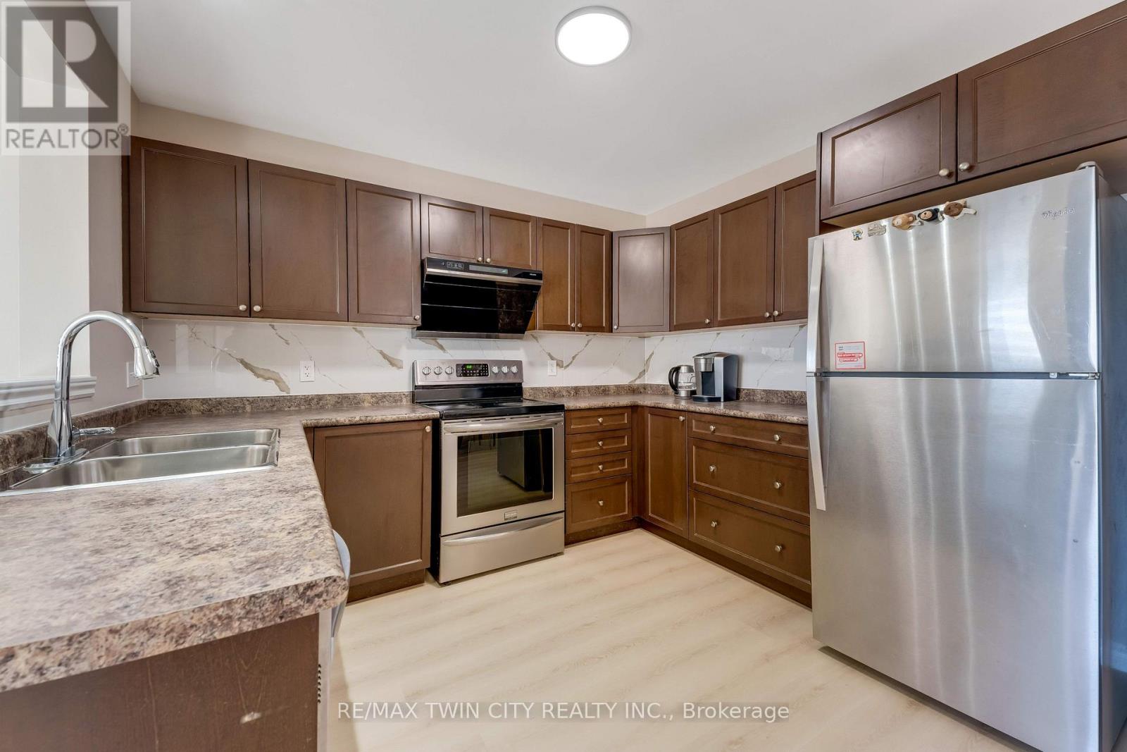 639 Crawford Crescent, Woodstock, Ontario  N4S 8Z5 - Photo 6 - X14117814
