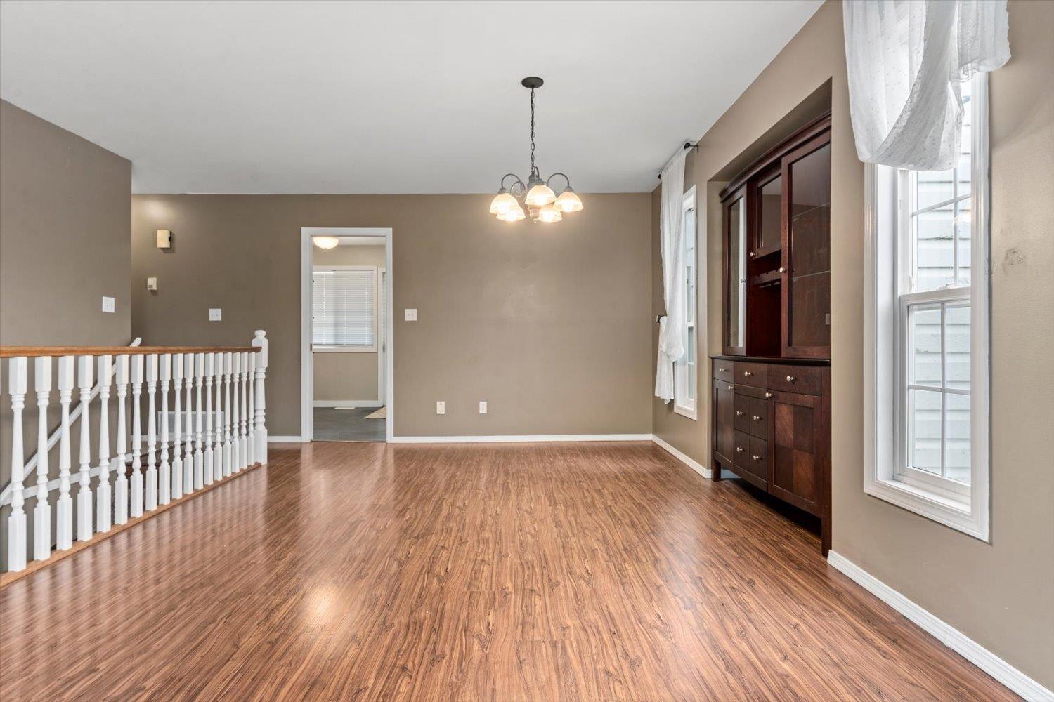 5711 WINCHESTER PLACE|Vedder Crossing