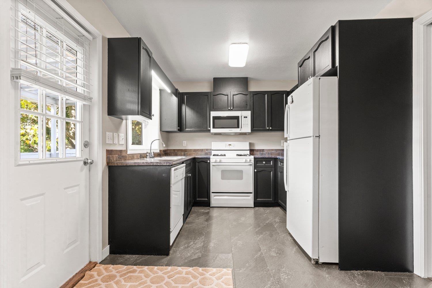 5711 WINCHESTER PLACE|Vedder Crossing