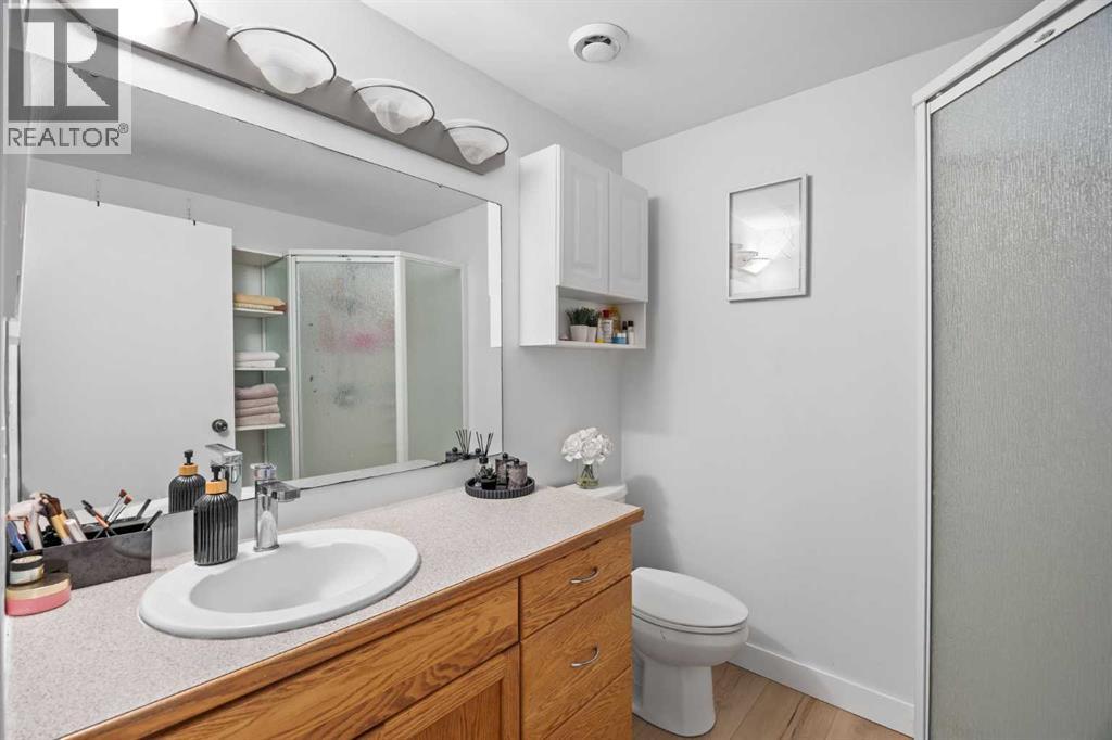 2320 Woodview Drive Sw, Calgary, Alberta  T2W 4X6 - Photo 39 - A2345576