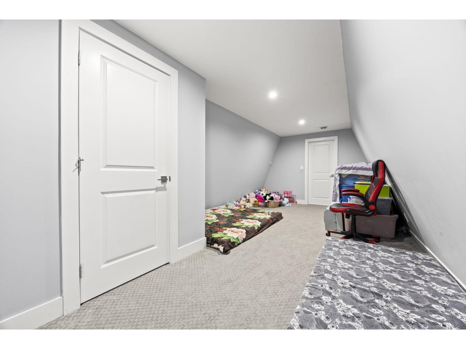 12973 GLENGARRY CRESCENT