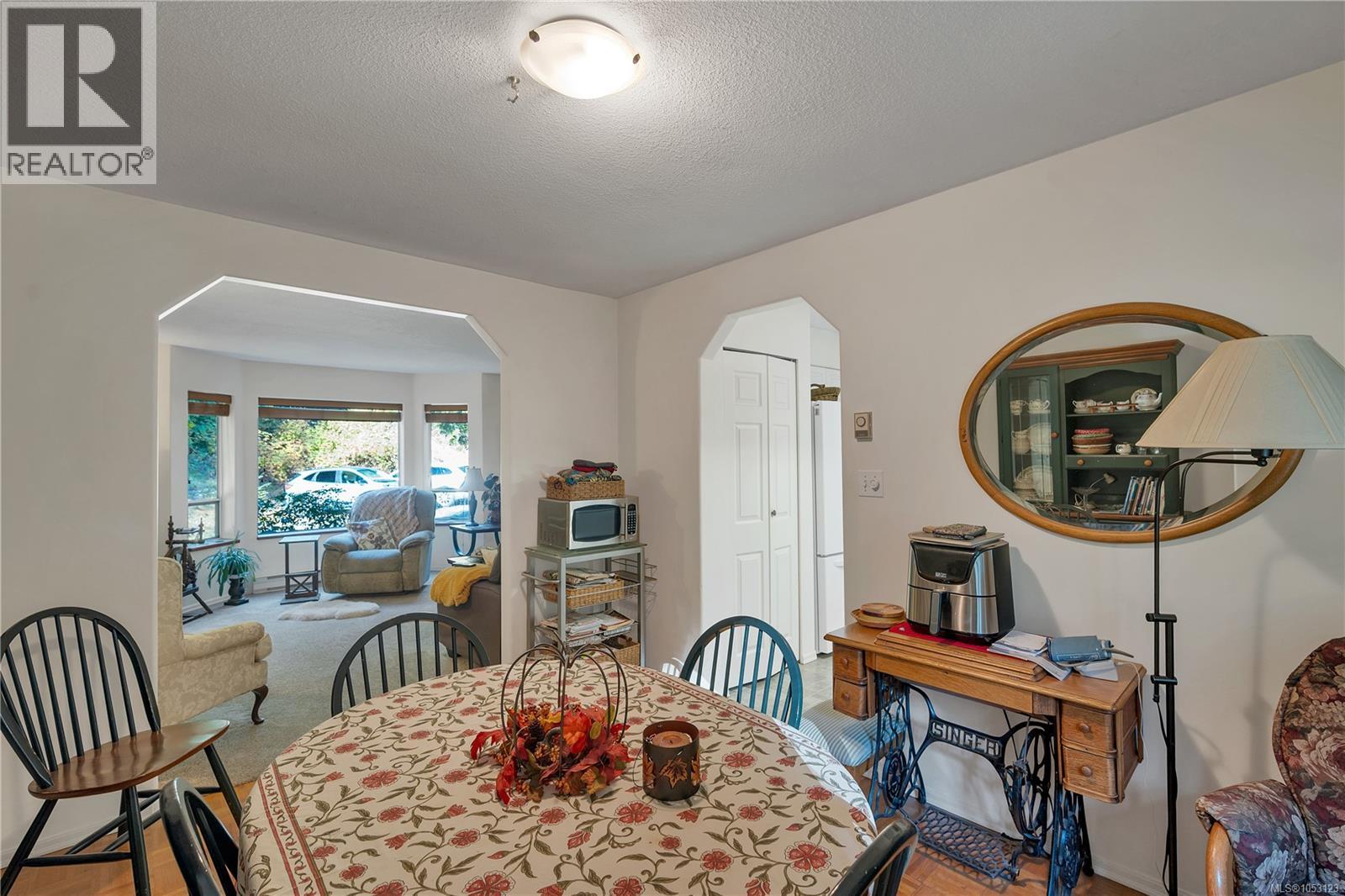 1492 Hyacinthe Bay Rd