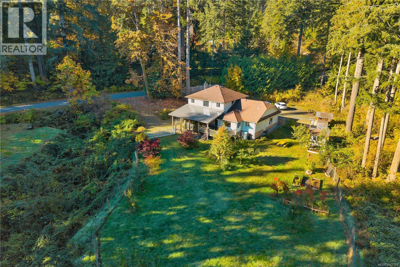 1492 Hyacinthe Bay Rd