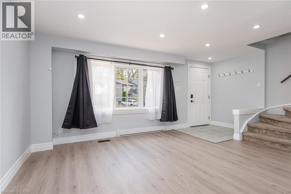 530 Parkview Crescent, Cambridge, Ontario  N3H 4X7 - Photo 3 - 40872879
