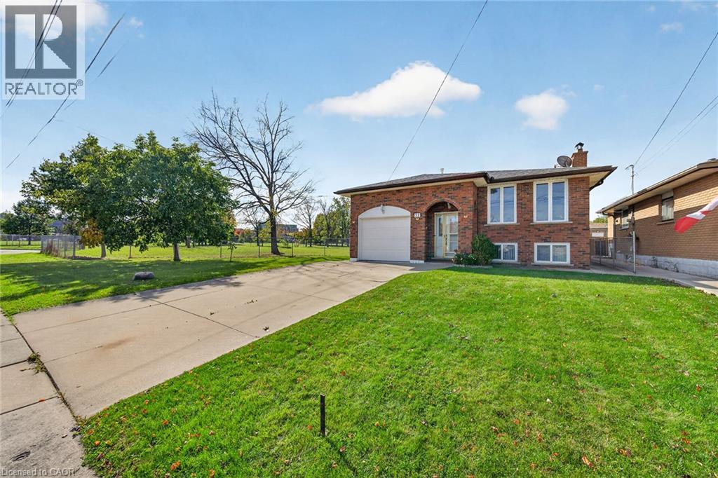 72 Teresa Street, Hamilton, Ontario  L8G 3Z9 - Photo 2 - 40874055