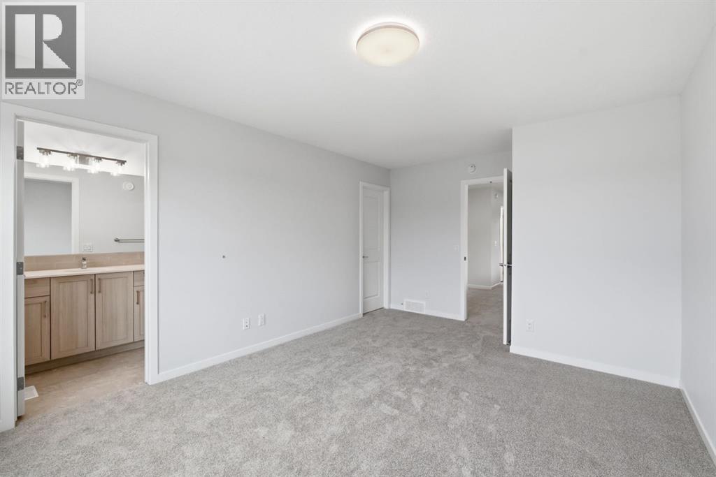 676 Rowmont Boulevard NW, Calgary, Alberta  T3L 0N5 - Photo 25 - A2353598