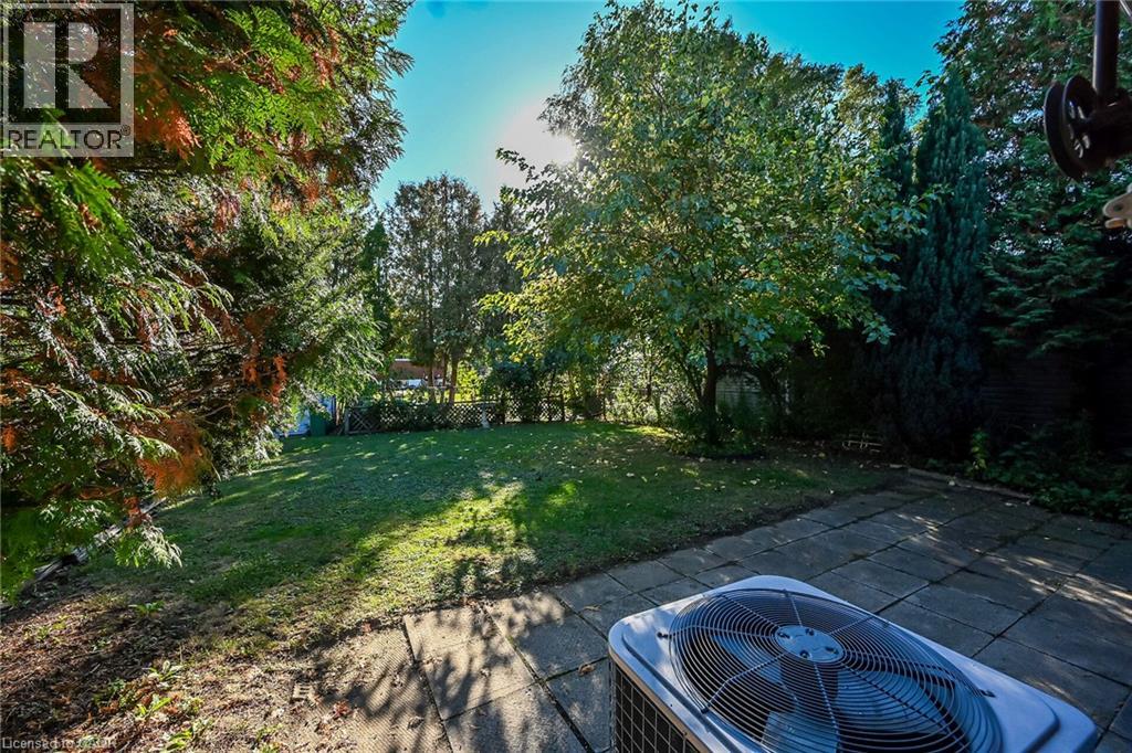 145 East 25th Street, Hamilton, Ontario  L8V 3A3 - Photo 35 - 40872748
