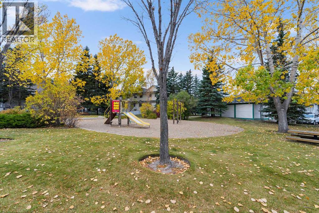 10 Martin Crossing Court NE, Calgary, Alberta T3J 3P3 - Photo 2 - A2350448