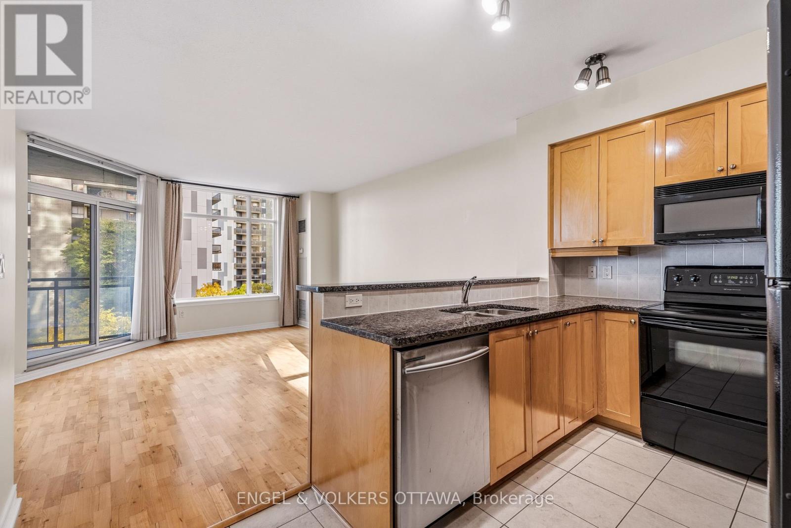 406 - 570 Laurier Avenue, Ottawa, Ontario  K1R 1C8 - Photo 3 - X14117962