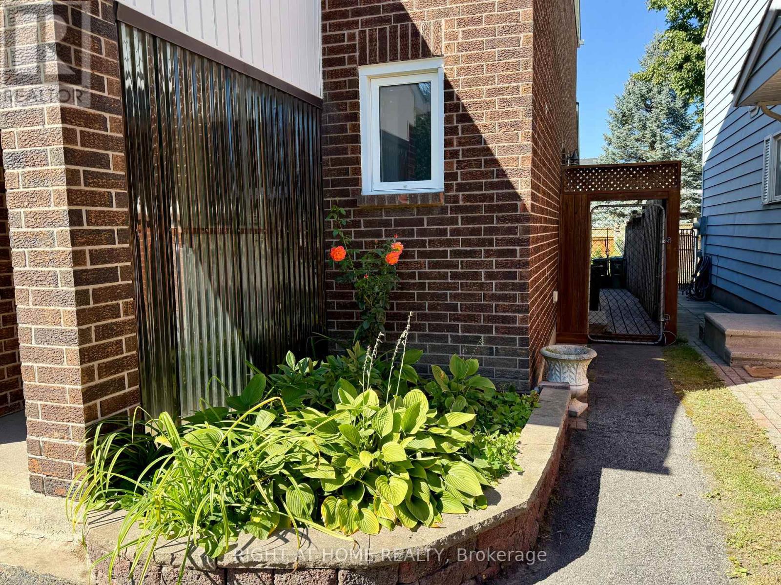 43 Wessex Road, Ottawa, Ontario  K2J 1X2 - Photo 3 - X14117984
