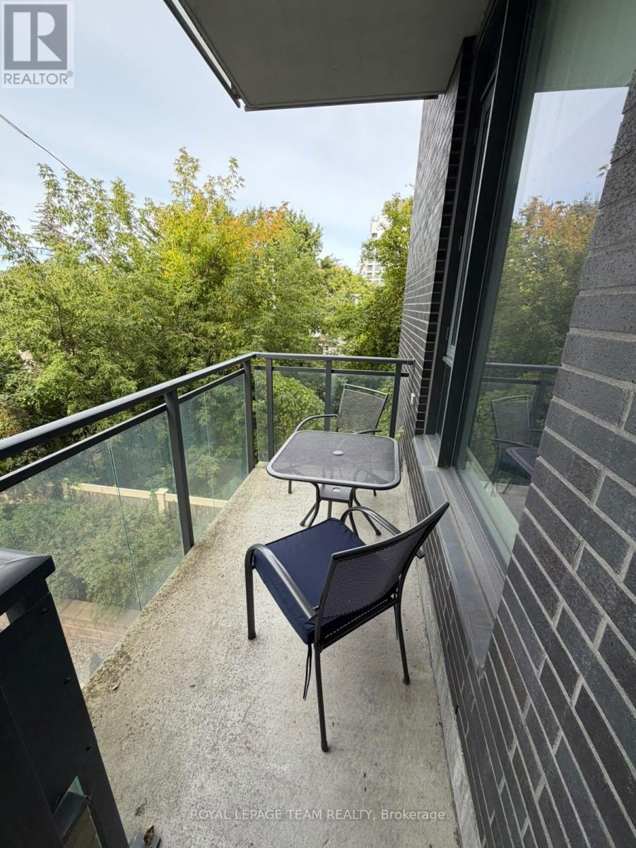 215 - 101 Richmond Road, Ottawa, Ontario  K1Z 0A6 - Photo 8 - X14118036
