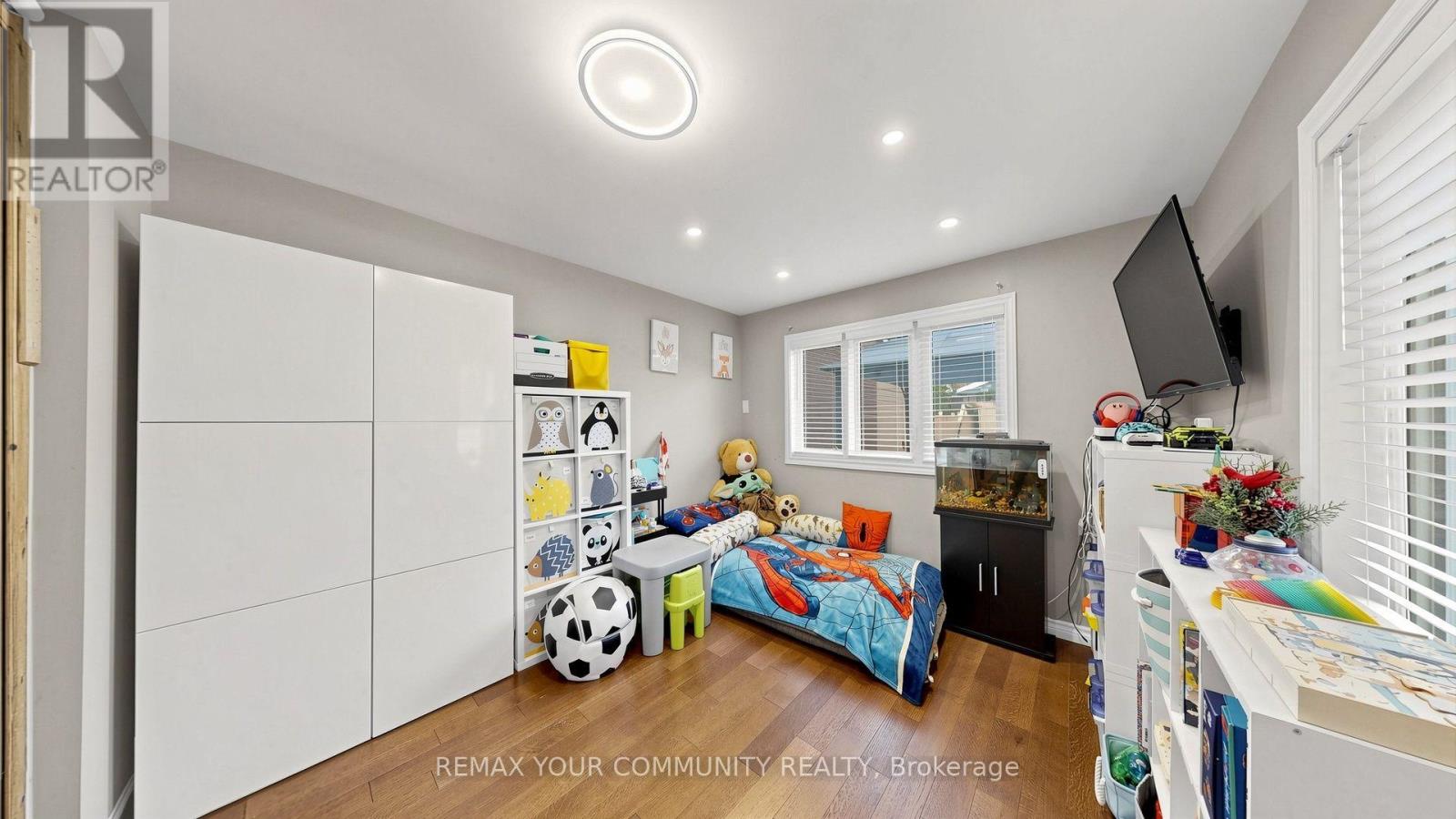 76 Deanscroft Square, Toronto, Ontario  M1E 4W9 - Photo 17 - E14117804