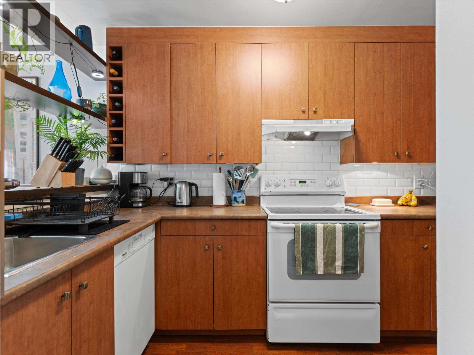204 1623 E 2nd Avenue, Vancouver, British Columbia  V5N 1E1 - Photo 9 - R3178468