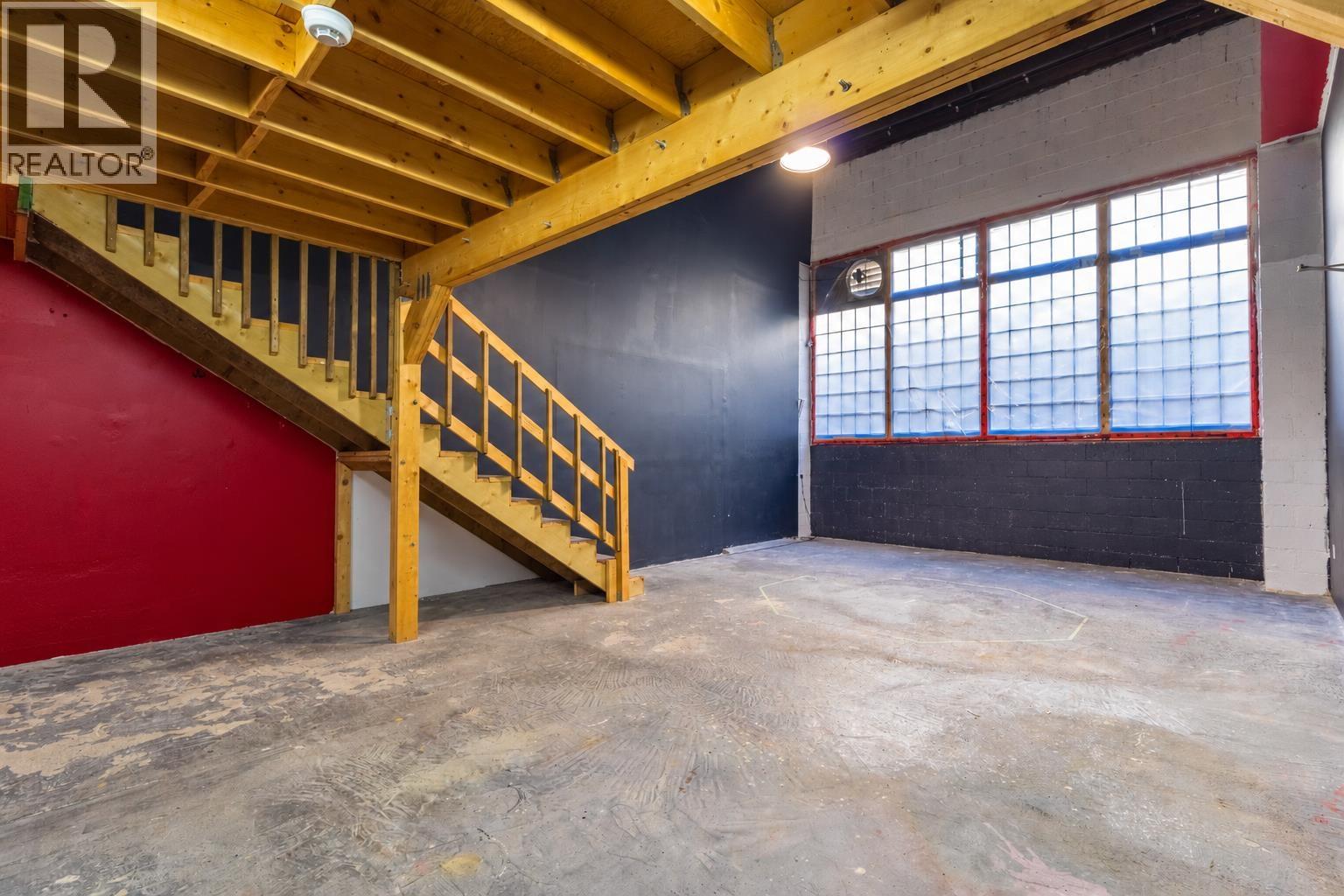 130 131 Eleventh Street, New Westminster, British Columbia  V3M 4C7 - Photo 3 - C8083103