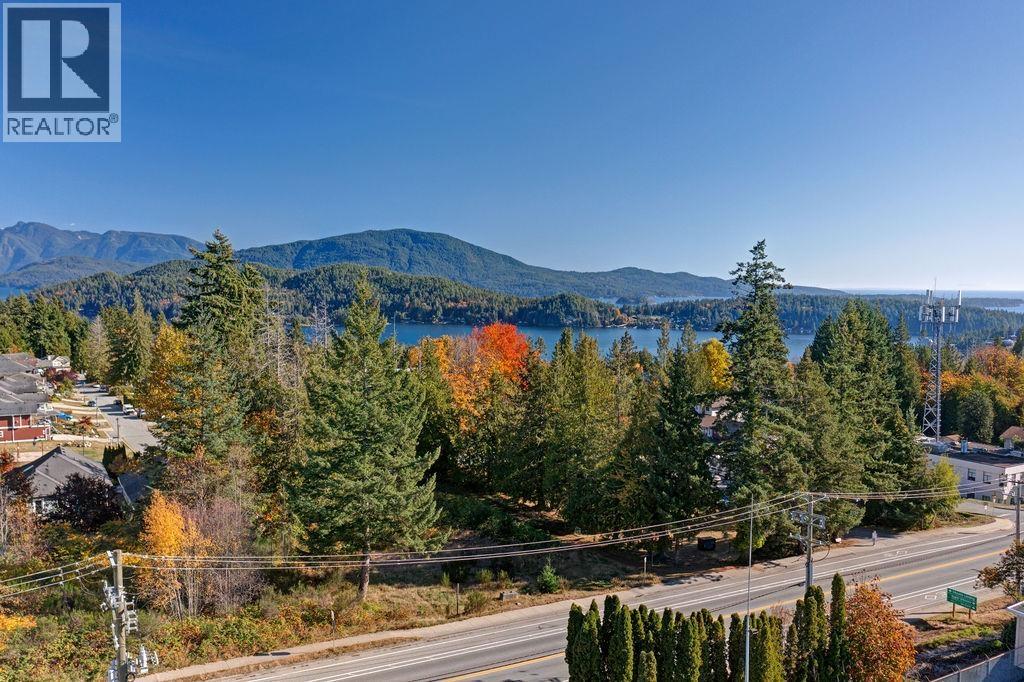 718 North Road, Gibsons, British Columbia  V0N 1V9 - Photo 4 - R3171991