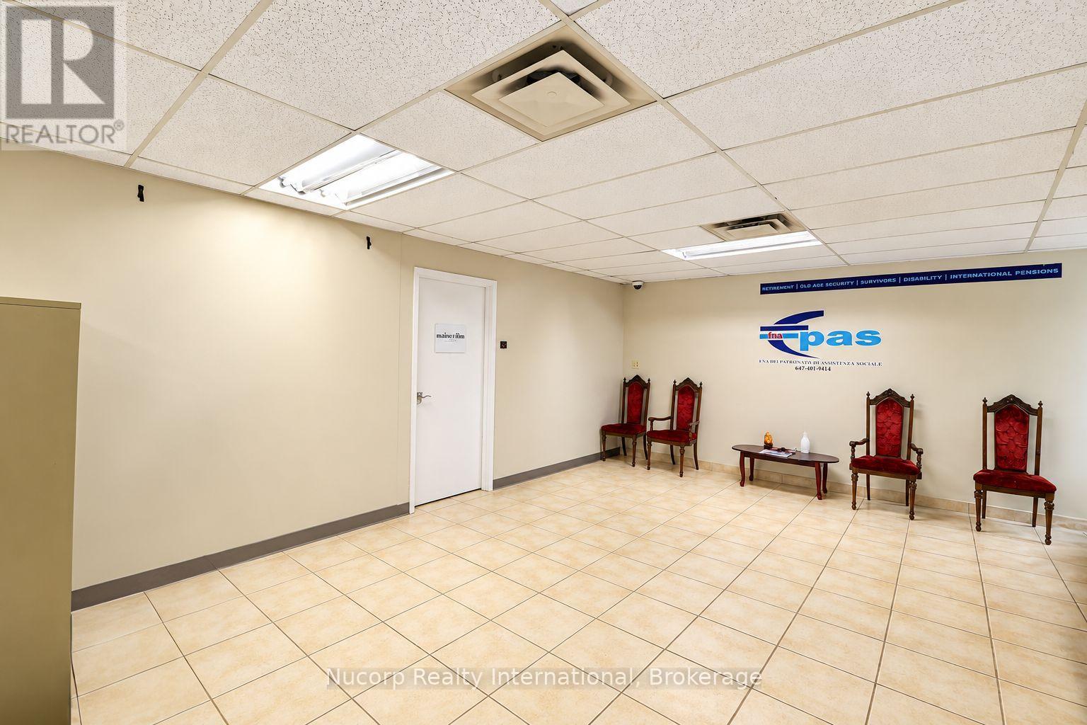 303 - 2045 Dufferin Street, Toronto, Ontario  M6E 3R4 - Photo 10 - C14117938