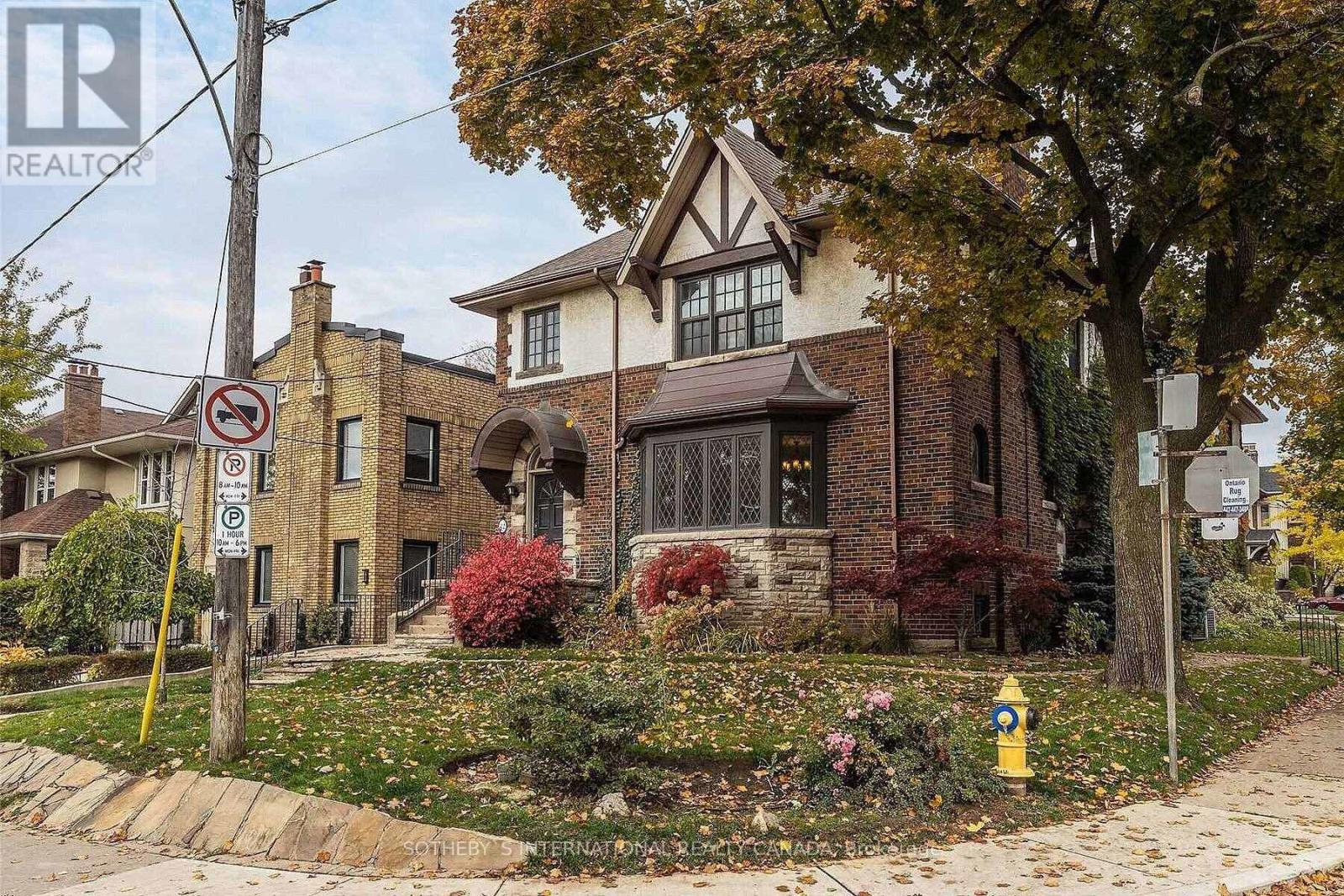 Main Fl - 130 Highbourne Road, Toronto, Ontario  M5P 2J7 - Photo 3 - C14117978