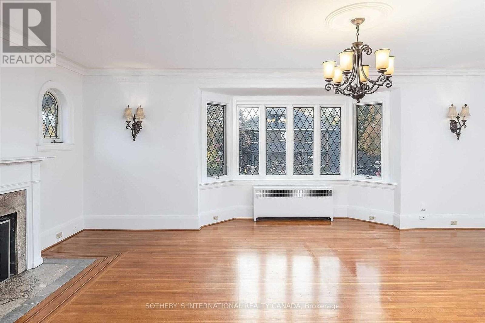 Main Fl - 130 Highbourne Road, Toronto, Ontario  M5P 2J7 - Photo 5 - C14117978