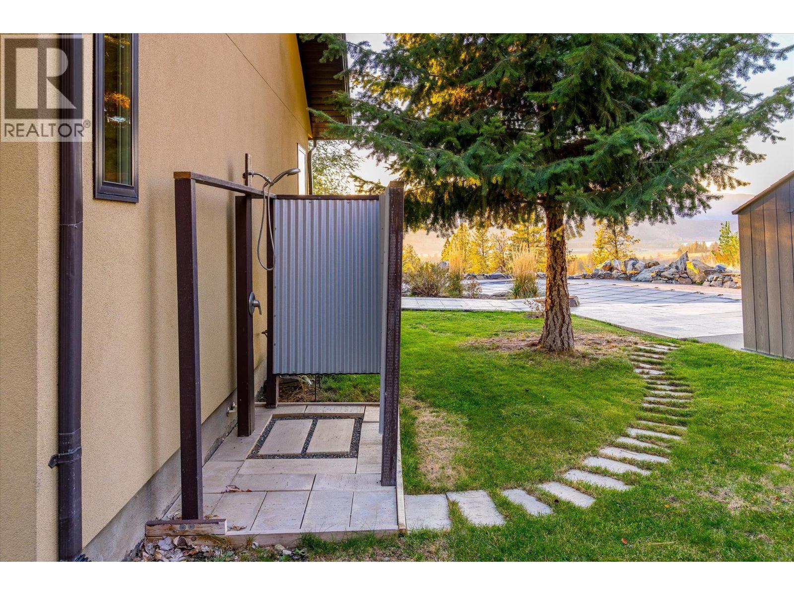 5500 Rockface Road