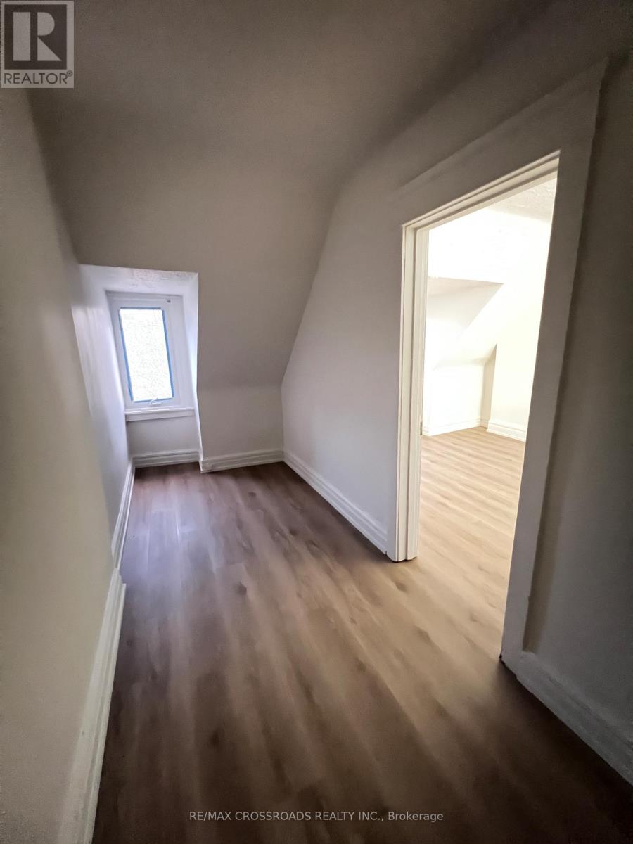 Unit 3 - 82 Curzon Street, Toronto, Ontario  M4M 3B4 - Photo 7 - E14118040