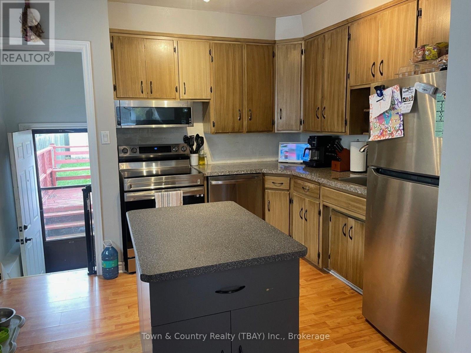 116 Harold Street S, Thunder Bay, Ontario  P7E 1K4 - Photo 3 - X14117580