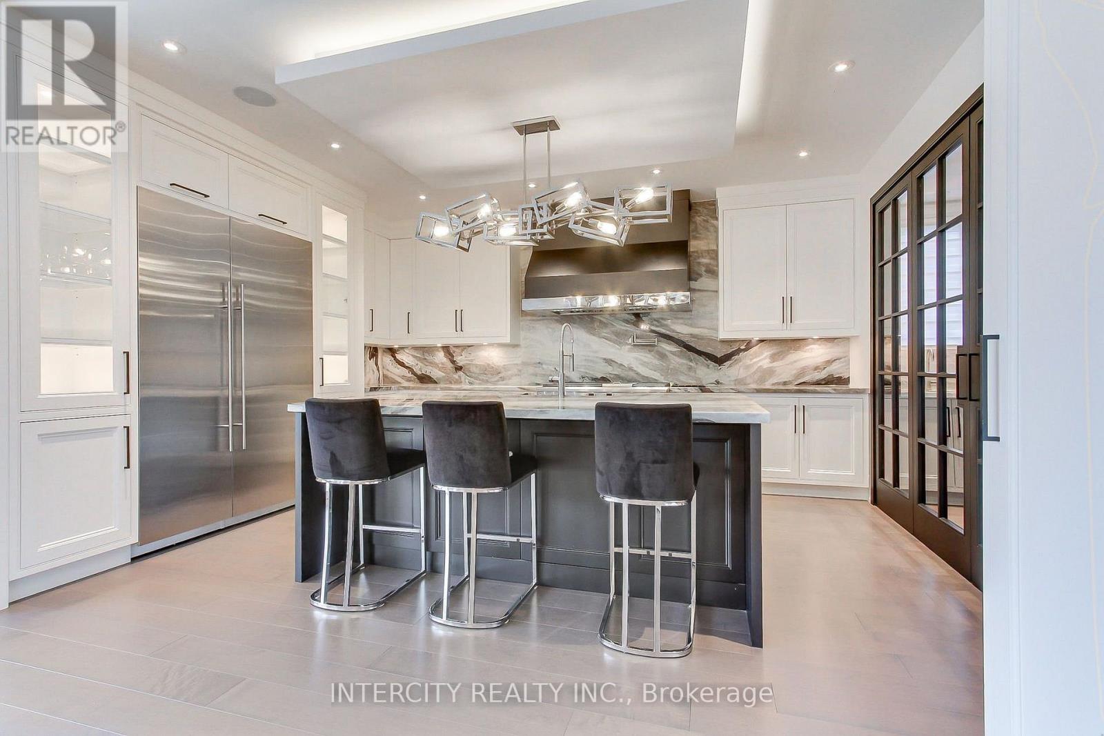 45 Nordale Crescent, Toronto, Ontario  M6M 2Z9 - Photo 8 - W14117956