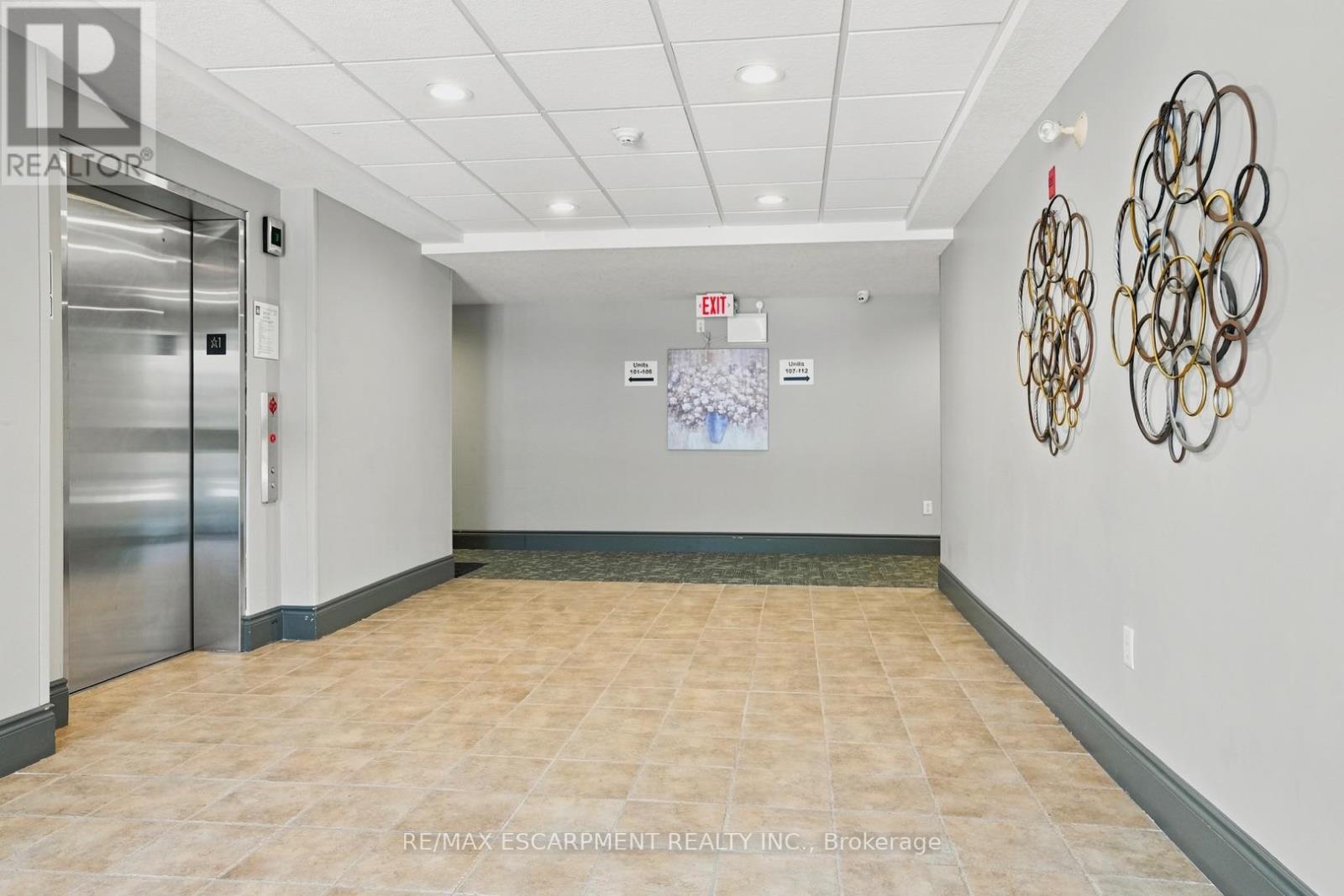 101 - 4016 Kilmer Drive, Burlington, Ontario  L7M 5A7 - Photo 6 - W14118018