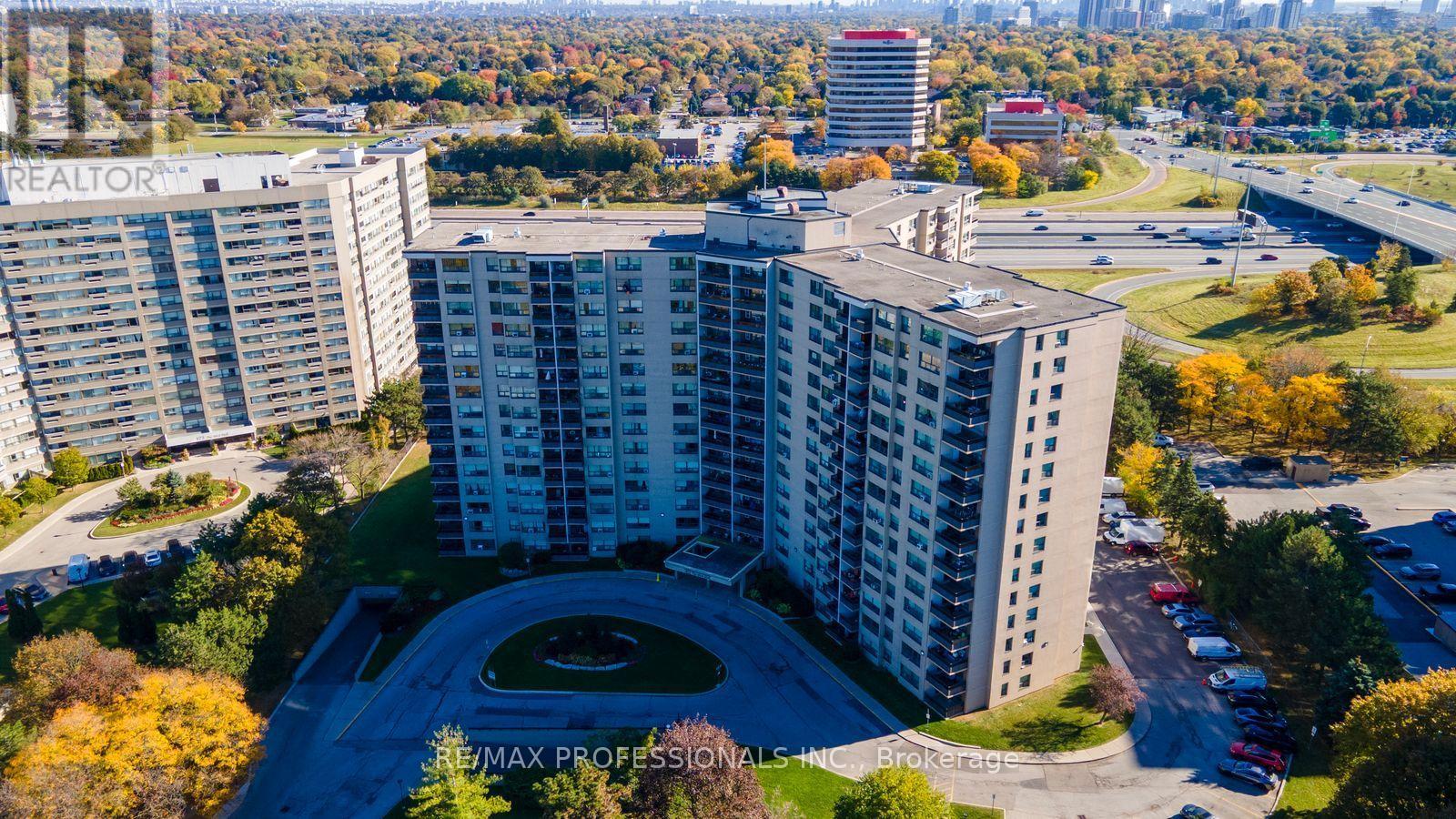 1102 - 451 The West Mall Drive, Toronto, Ontario  M9C 1G1 - Photo 27 - W14118024