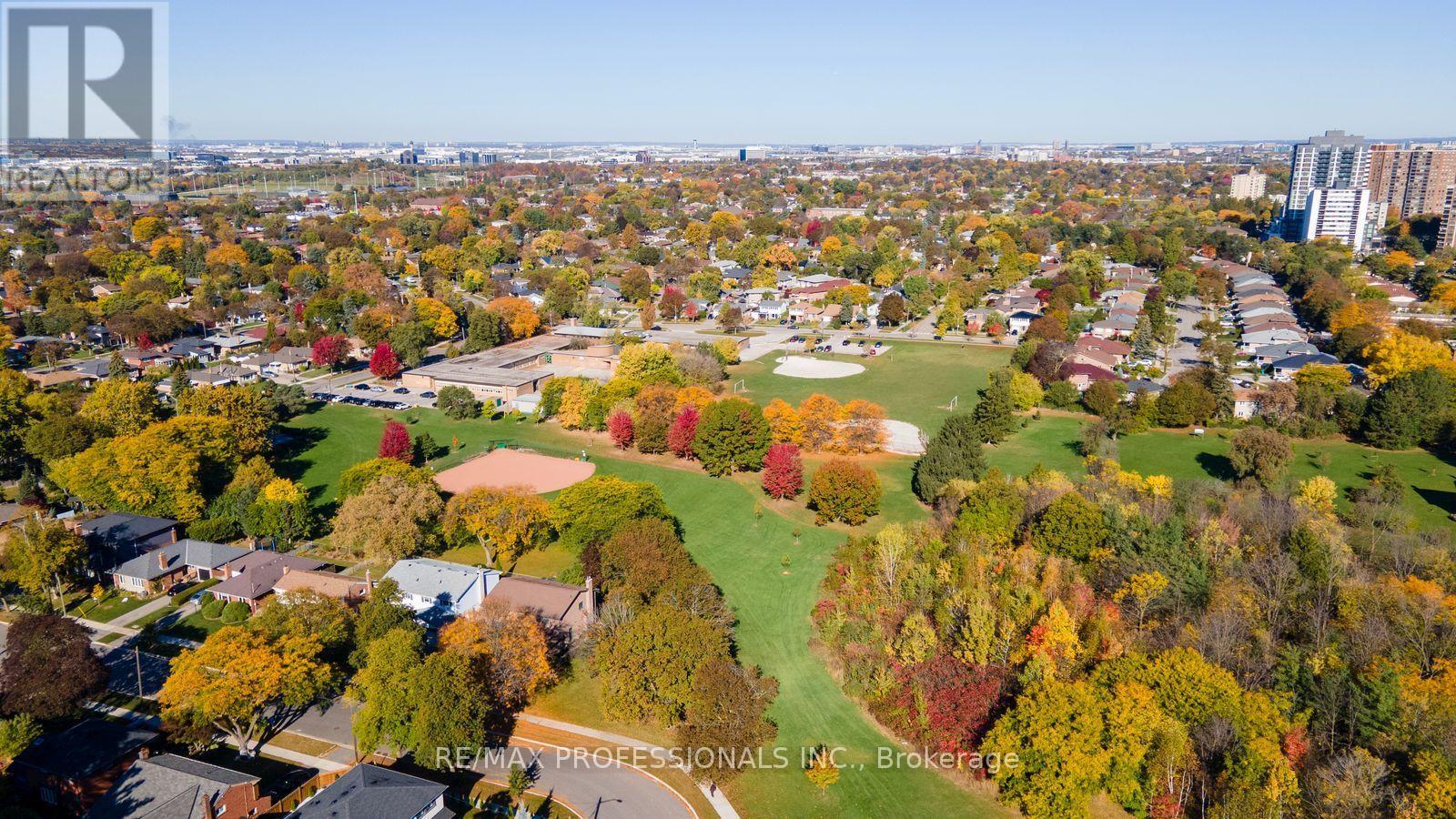 1102 - 451 The West Mall Drive, Toronto, Ontario  M9C 1G1 - Photo 32 - W14118024