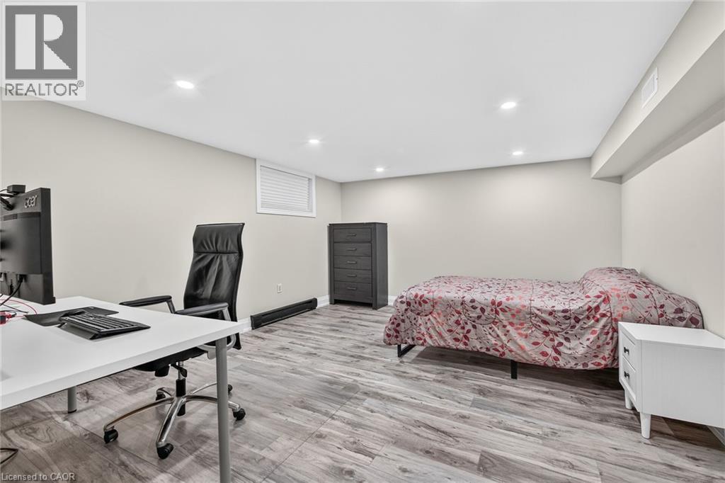 102 Lovers Lane, Ancaster, Ontario  L9G 1G7 - Photo 41 - 40873908