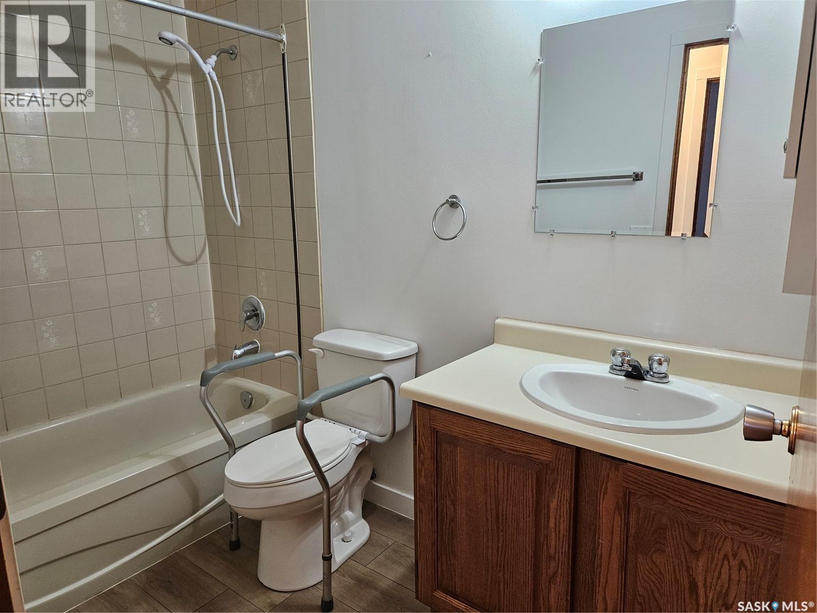3130 Arens Road E, Regina, Saskatchewan  S4V 1J8 - Photo 14 - SK051984