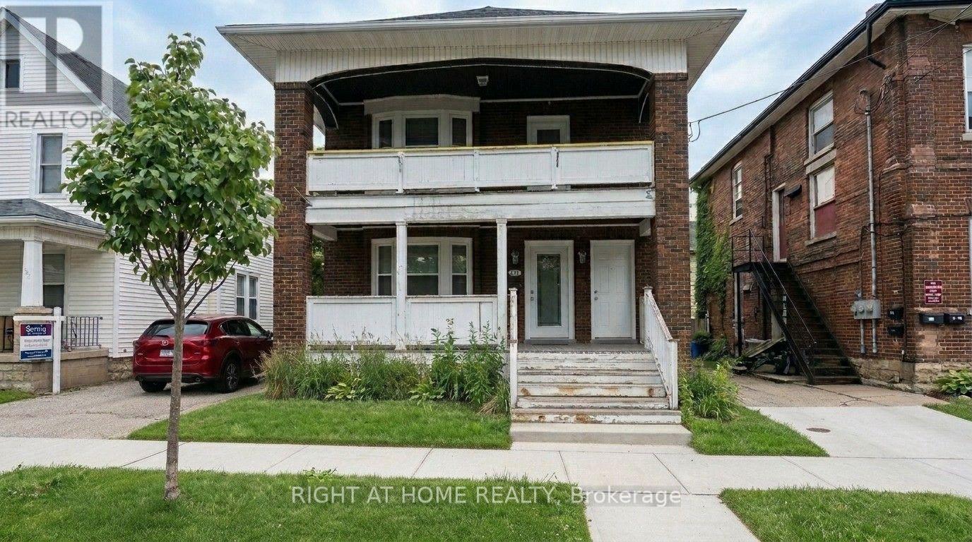 $334,900132 Victoria Street S, Sarnia, Ontario