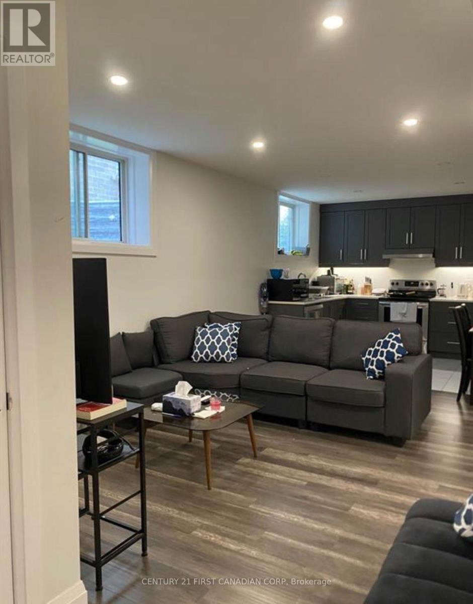 Lower - 2783 Oriole Drive, London South, Ontario  N6M 0G9 - Photo 2 - X14118154