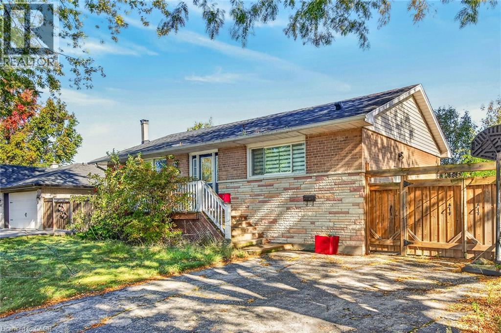 363 DUNCOMBE Drive, Burlington, Ontario