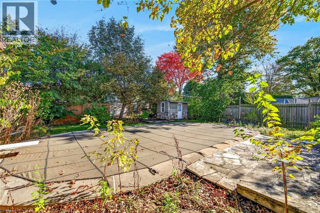 363 Duncombe Drive, Burlington, Ontario  L7L 4M2 - Photo 19 - 40873949