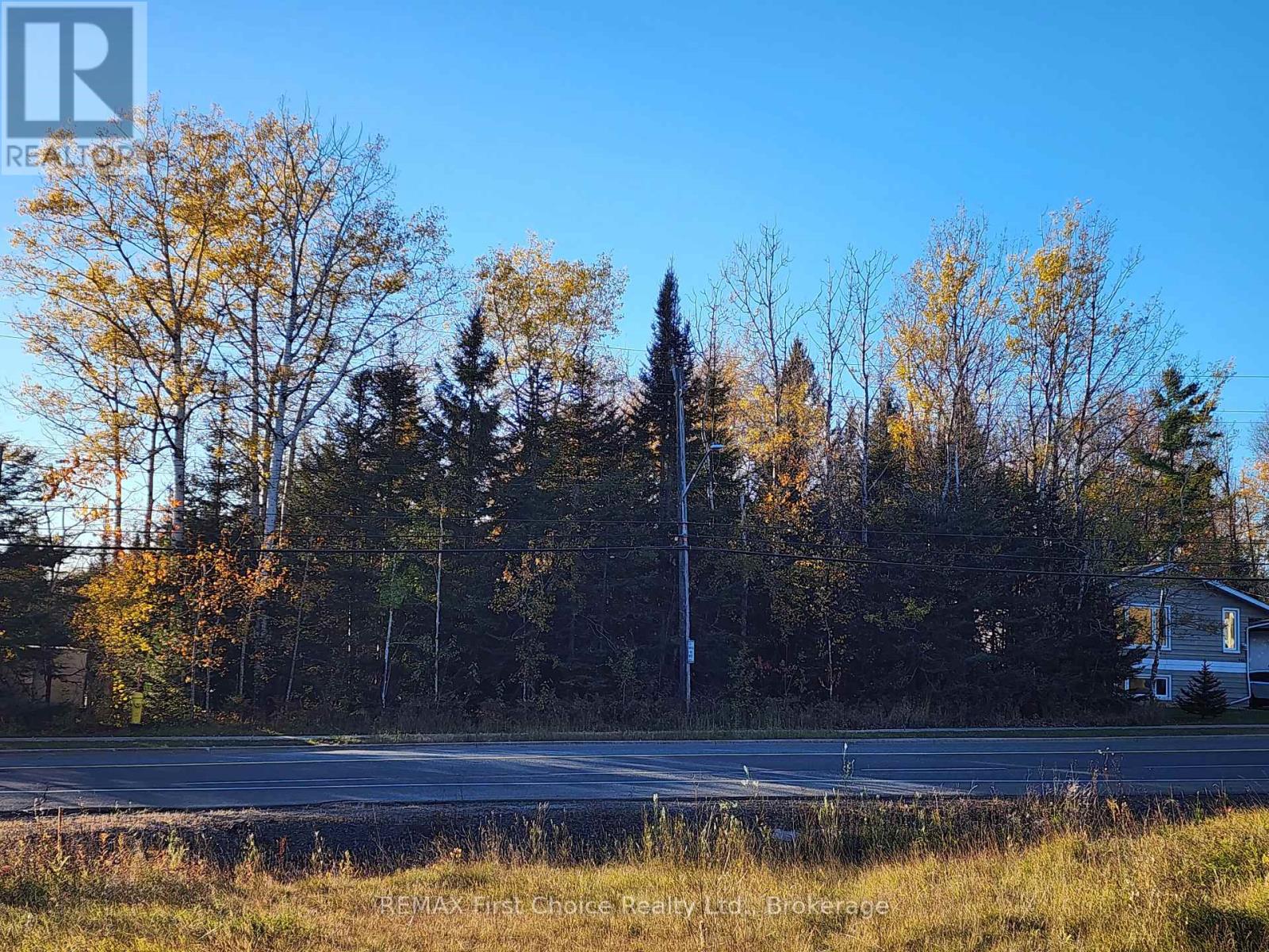 837 HODDER AVENUE, Thunder Bay, Ontario