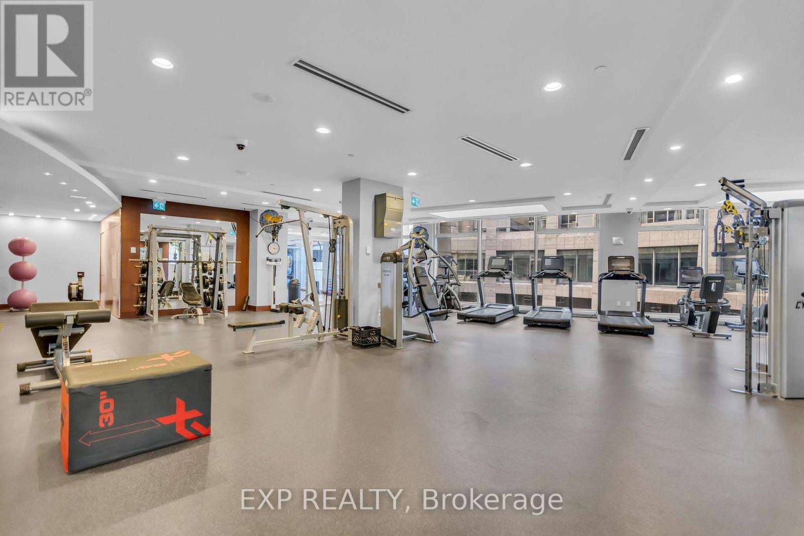806 - 2181 Yonge Street, Toronto, Ontario  M4S 3H7 - Photo 37 - C14118050