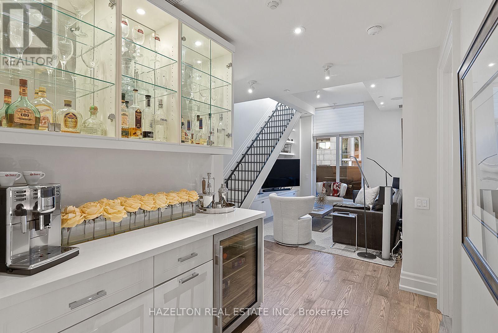 133 Pears Avenue, Toronto, Ontario  M5R 1T3 - Photo 19 - C14118066