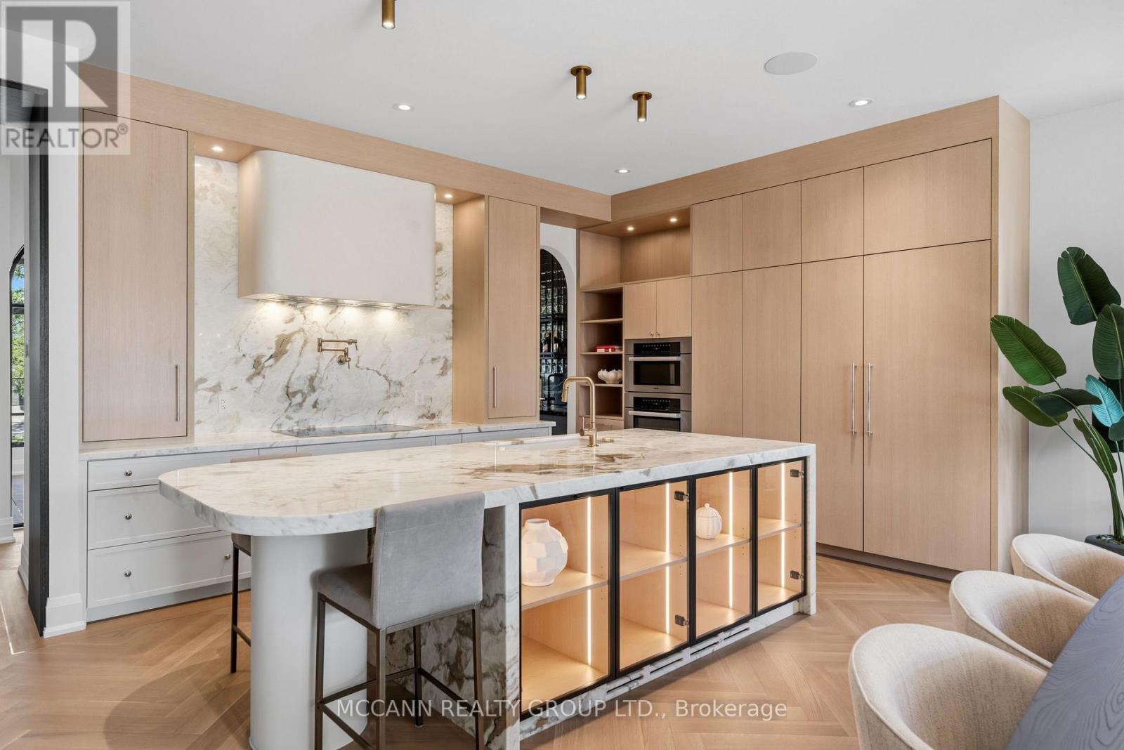 403 Melrose Avenue, Toronto, Ontario  M5M 1Z6 - Photo 8 - C14118092