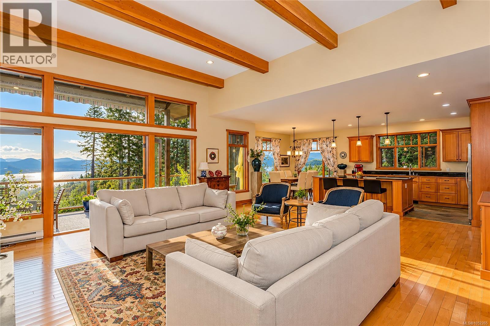 123 Murrelet Pl, Salt Spring, British Columbia  V8K 1G9 - Photo 2 - 1052265