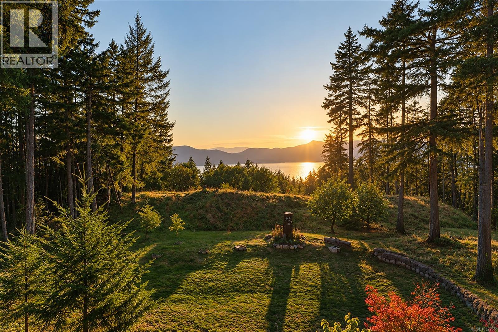 123 Murrelet Pl, Salt Spring, British Columbia  V8K 1G9 - Photo 3 - 1052265
